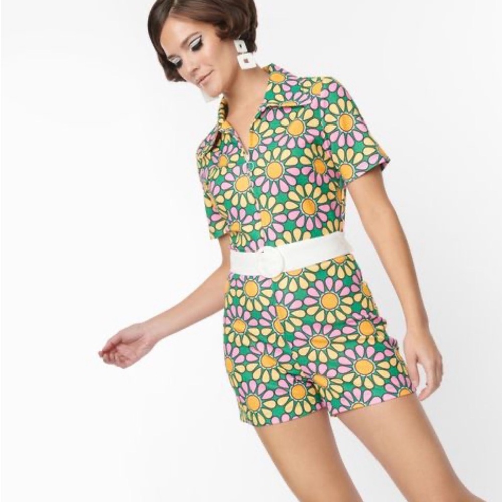 Retro Floral Print Romper (Size S/4)